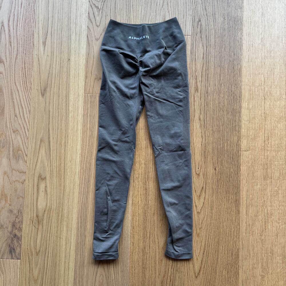 Alphalete Amplify Leggings small